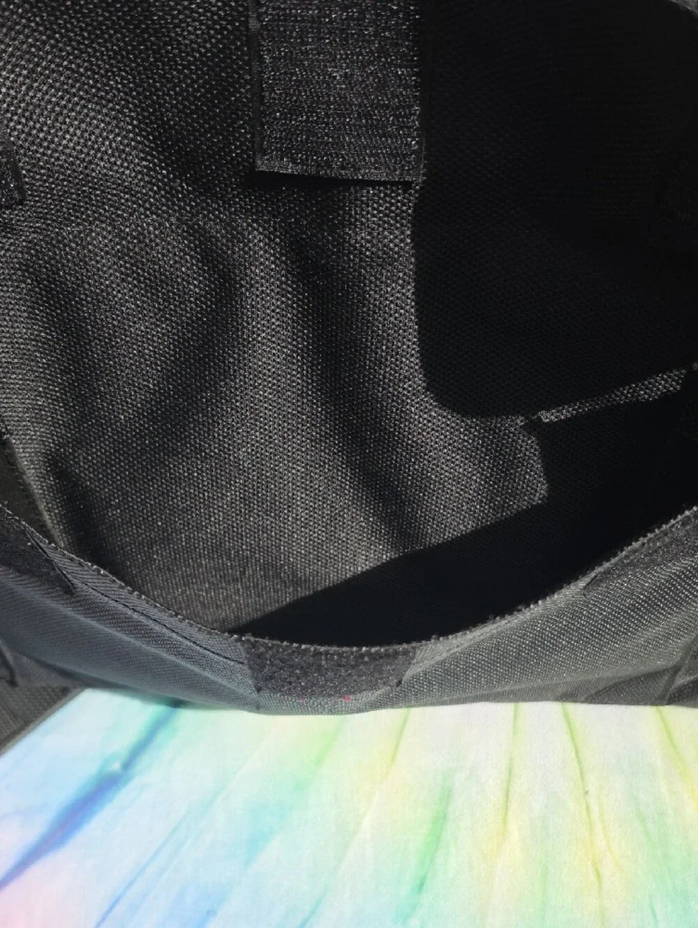 UNCLE MIKE'S Black Messenger Bag with Shoulder Strap